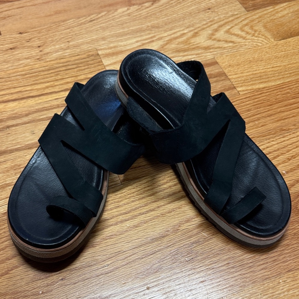 Merrell Black Women's Sandals